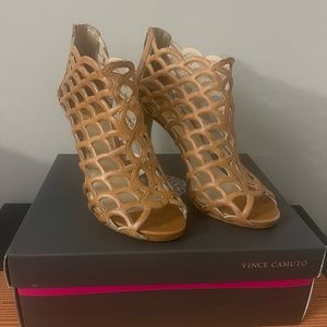 Vince Camuto peep toe sandals